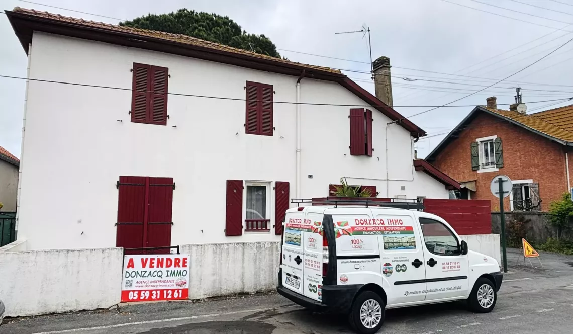 Idéal investisseur, à Boucau Central les Forges aux portes de Bayonne - Studio Type 3 en duplex de 41 m² habitable au sol actuellement loué + terrasse