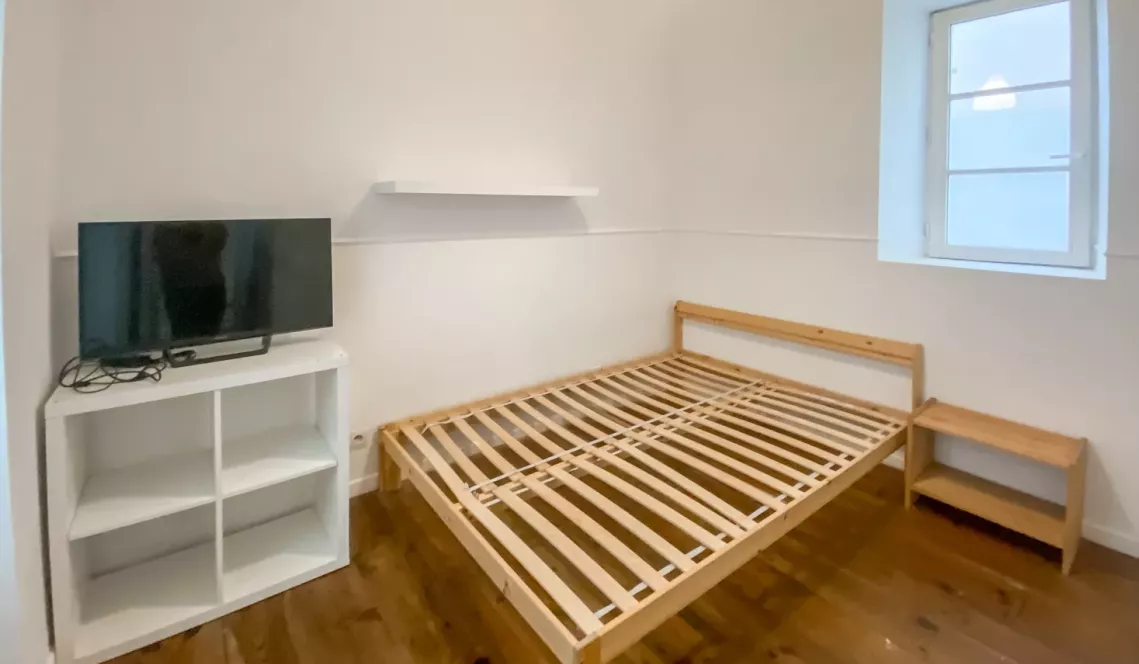 Bayonne St Esprit - Type 2 de 34 m² habitable plein de charme, séjour lumineux + une cave