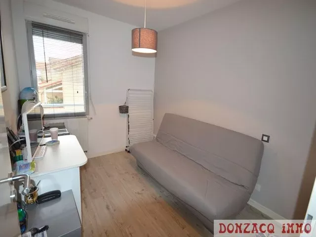 Appartement 4 pièces de 2013 + terrasse + 2 parkings - Bayonne