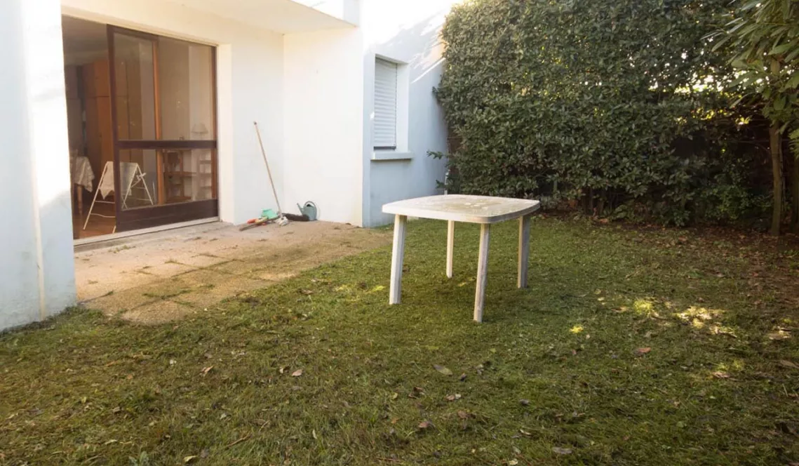 Anglet proche 5 Cantons - Type 2 de 44 m² habitable avec petit jardin privatif + cave + parking