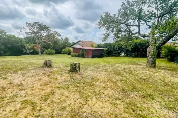 RARE à Anglet rue de Lamouly - Terrain à bâtir plat plein sud d’une surface de 957 m², prévoir viabilisation + branchement tout à l’égout