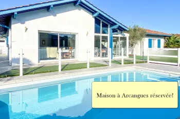 RARE, à Arcangues limite Biarritz - Villa d’architecte de plain-pied de 2012 et ses 4 chambres de 185 m² habitable sur parcelle de 1 200 m² avec piscine