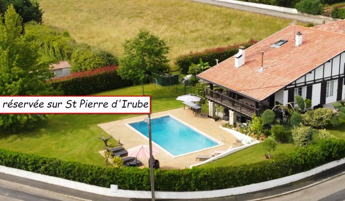 Saint Pierre d’Irube au calme - Etat exceptionnel pour cette belle traditionnelle de 228 m² habitable et ses 6 chambres sur 1922 m² de terrain + piscine