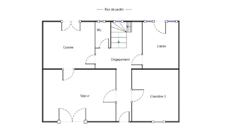 Ciboure limite St Jean de Luz - Atypique maison de pêcheur de 104 m² habitable, 4 chbs dont 1 en rdc, 2 salles d’eau, garage sur parcelle de 195 m² avec bout de jardin 