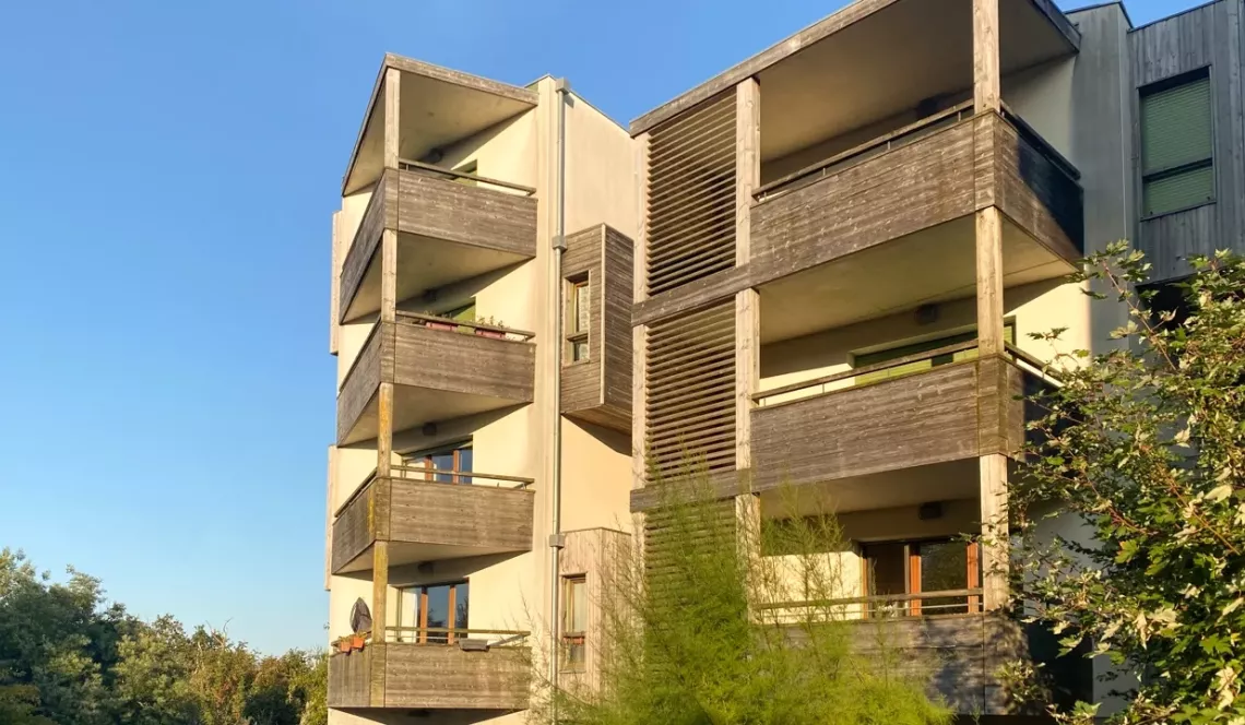 Bayonne au fond d’une impasse - Dernier étage et vue dégagée pour ce joli type 3 avec terrasse + place de parking