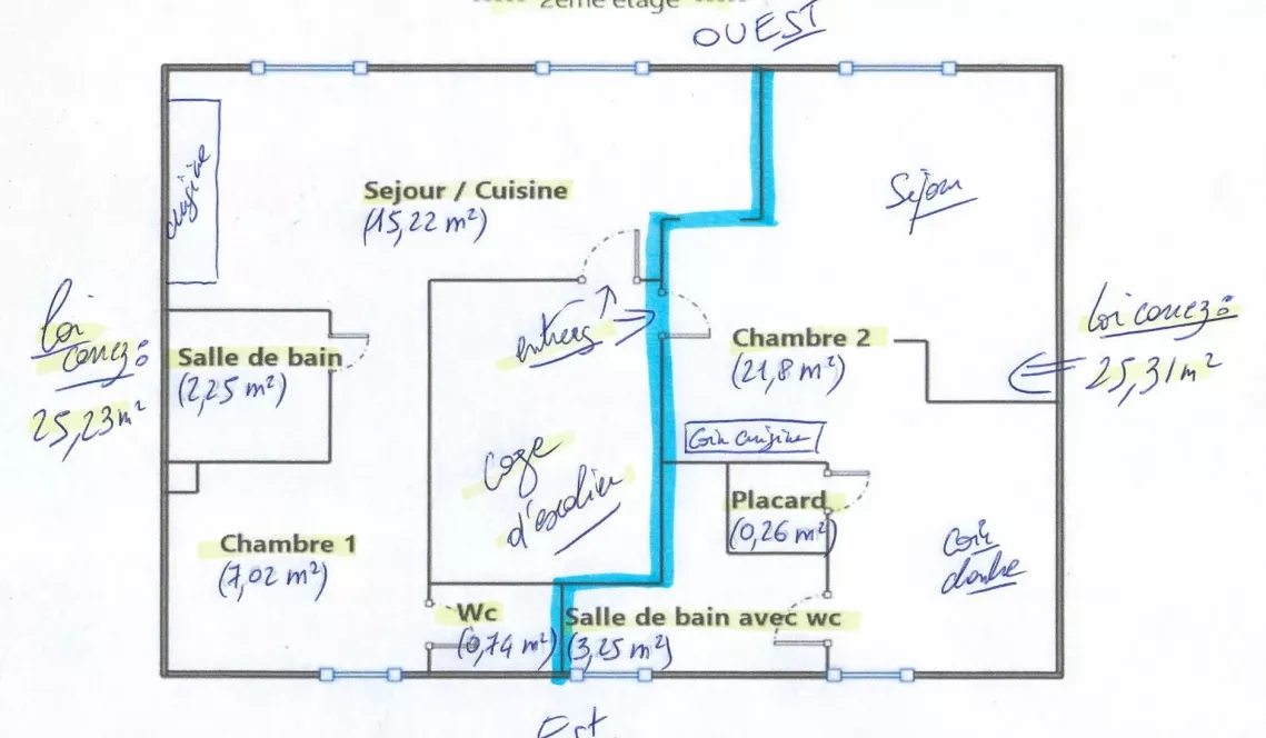 Bayonne les Allées Marines - Petite copropriété et excellent emplacement pour ce type 3 de 56 m² habitable divisé en 2 type 1 bis pour 570 euro/CC chacun + cave