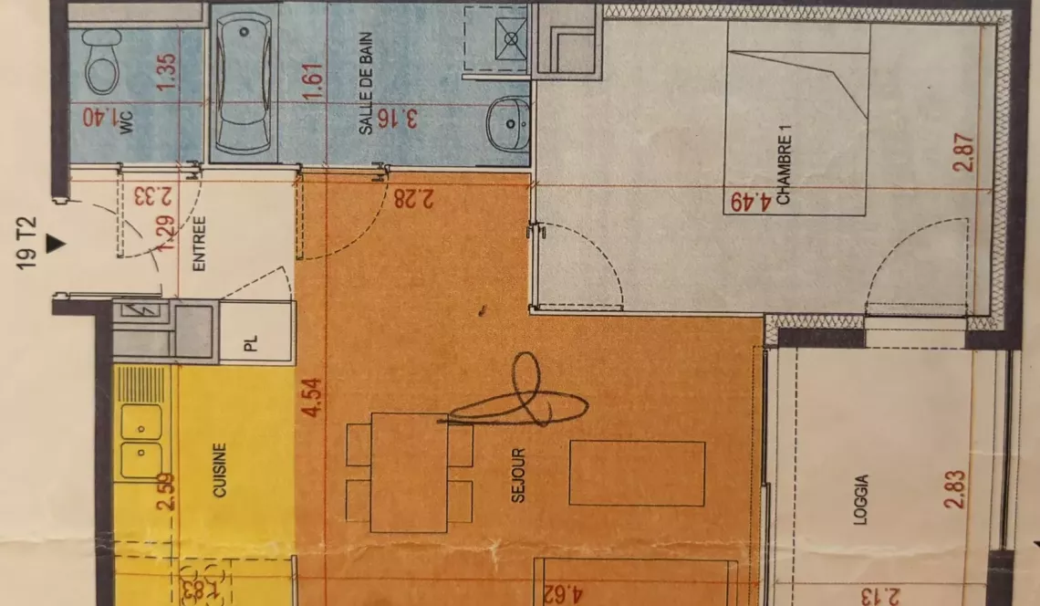 Biarritz quartier Kléber - Vue sur les montagnes pour ce récent joli type 2 de 46 m² habitable, pièce de vie de 18 m² avec cuisine aménagée, terrasse de 6 m² + garage en sous-sol